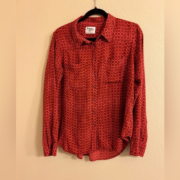 34.Holding Horses Women’s Long Sleeve Red Printed Blouse/Shirt. Size 8 - Picture 1 of 11